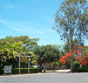 Mareeba Riverside Caravan Park - Accommodation Cairns