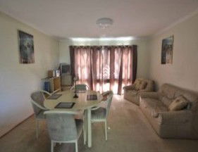 Ballymena Holiday Units - Accommodation Cairns 2