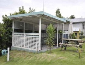 Ballymena Holiday Units - Accommodation Cairns 3