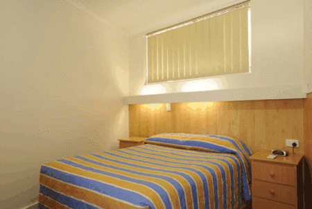 Bamboo Motor Inn - Accommodation Cairns 1
