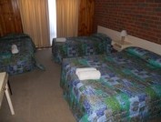 KY COUNTRY ROADS MOTOR INN - Accommodation Cairns 2