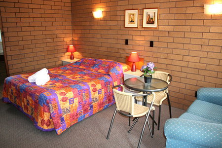 Rippleside Park Motor Inn - Accommodation Cairns 0