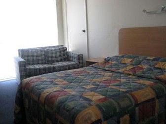 Sandbelt Club Hotel - Accommodation Cairns 1