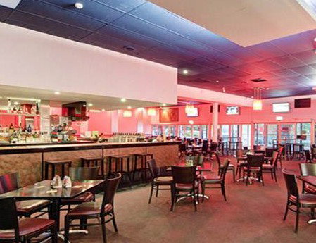The Statesman Hotel - Accommodation Cairns 2