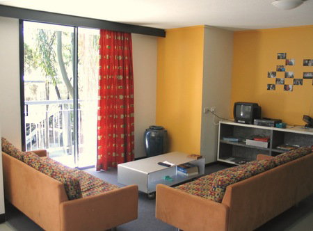 International House Brisbane - Accommodation Cairns 0