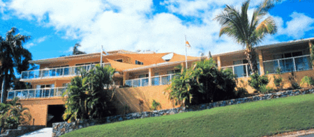 Sunlit Waters Studio Apartments - Accommodation Cairns