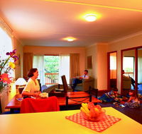 Oxley Court Serviced Apartments - Accommodation Cairns