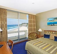 Quality Hotel Noahs on the Beach - Accommodation Cairns