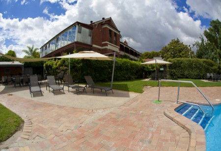 Comfort Resort Alzburg - Accommodation Cairns 0