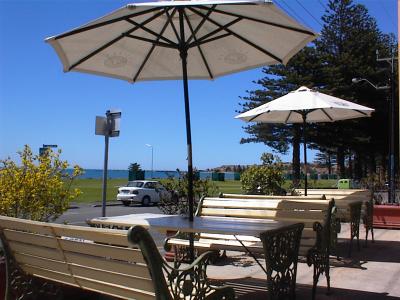 Anchorage At Victor Harbour Seafront Hotel - Accommodation Cairns 0