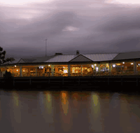 Waterfront Hotel - Accommodation Cairns