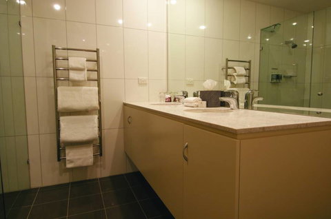 Chapel Hill Winery Guest House - Accommodation Cairns 0