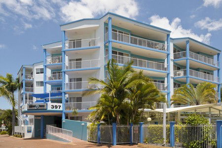 White Crest Luxury Apartments - Accommodation Cairns 0