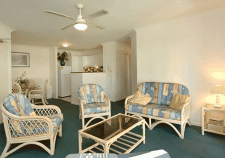 Bay Lodge Apartments - Accommodation Cairns 5