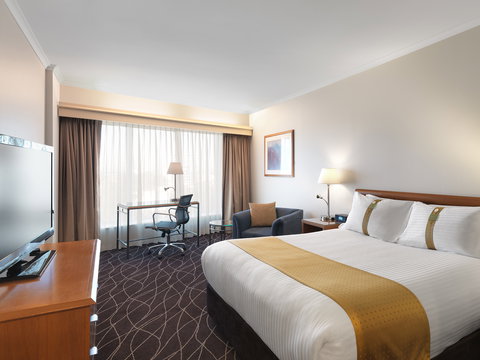 Holiday Inn Sydney Airport - Accommodation Cairns 0