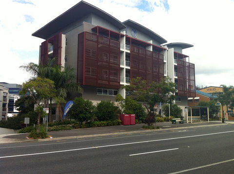 Ruth Fairfax House Accommodation - QCWA - Accommodation Cairns 0
