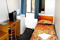 Acacia Inner City Inn - Accommodation Cairns 3
