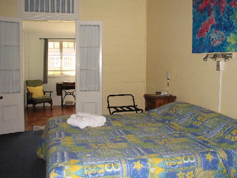 Auckland Hill B And B - Accommodation Cairns 4