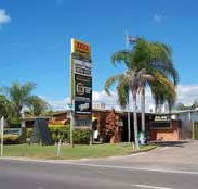 Queens Beach Motor Hotel - Accommodation Cairns