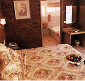 Colonial Motor Lodge - Accommodation Cairns