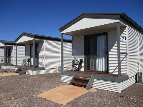 Sundowner Cabin And Tourist Park - Accommodation Cairns 13
