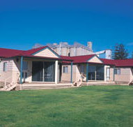 The Mac's Beachfront Villas - Accommodation Cairns
