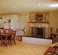 Sherwood Cottages Country Retreat - Accommodation Cairns