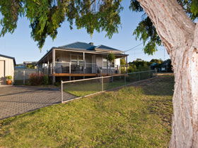 Serenity Holiday House - Accommodation Cairns 0