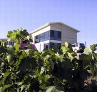 Mt Surmon Wines The Retreat - Accommodation Cairns