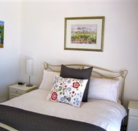 ArtWine Cottages - Accommodation Cairns