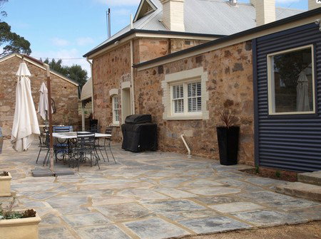 ArtWine Cottages - Accommodation Cairns 3