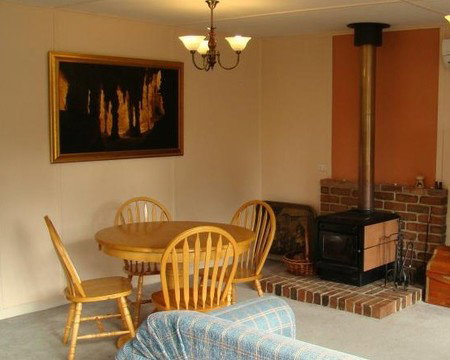 Riddlesdown Cottage - Accommodation Cairns 3