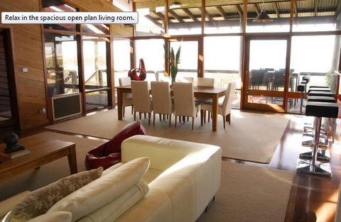 Sleaford Bay Retreat - Accommodation Cairns 1