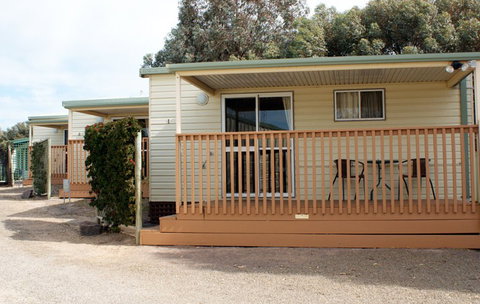 Moonta Bay Road Cabins And Cottages - Accommodation Cairns 3