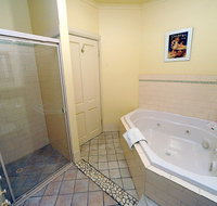 St Helens Cottages- Coach House - Accommodation Cairns