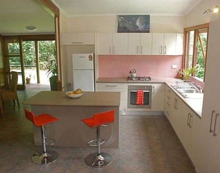 Stonewood Retreat - Accommodation Cairns 3