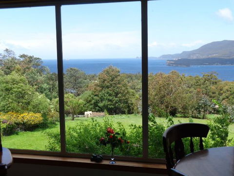 The Eagles View - Accommodation Cairns 3