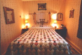 Hamilton's Cottage Collection And Country Gardens - Emmas Cottage - Accommodation Cairns 0