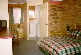 Latrobe Motel - Accommodation Cairns 0