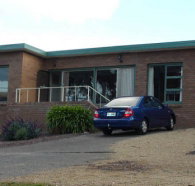 White Beach By The Water Holiday Accommodation - Accommodation Cairns