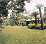 Tullah Lakeside Lodge - Accommodation Cairns