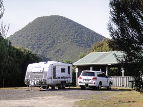 Lake Burbury Camping Ground - Accommodation Cairns 0