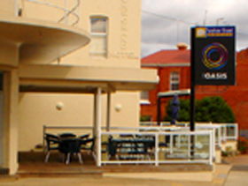 Neptune Grand Hotel - Accommodation Cairns 0