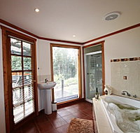 Love Grove Guest House - Accommodation Cairns
