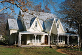 Elm Wood Classic Bed And Breakfast - Accommodation Cairns 0