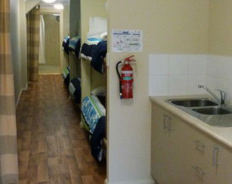 Southport Hotel And Caravan Park - Accommodation Cairns 2