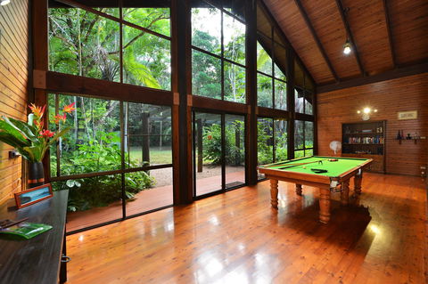 Wait A While Retreat - Accommodation Cairns 9