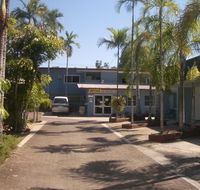 Kookaburra Holiday Park - Accommodation Cairns