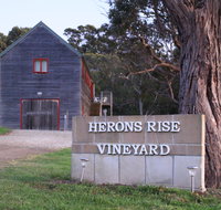 Herons Rise Vineyard - Accommodation Cairns