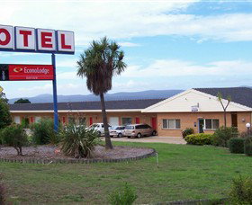 Econo Lodge Bayview Motel - Accommodation Cairns 0